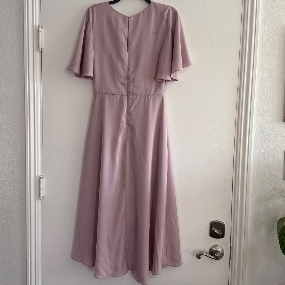ASTR Delaney Flutter Sleeve MIDI Dress Size M - Picture 4 of 11